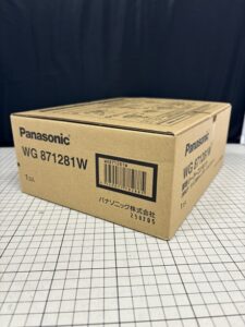 パナソニックの接地リーラーコンセント（型番：WG871281W）の買取実績